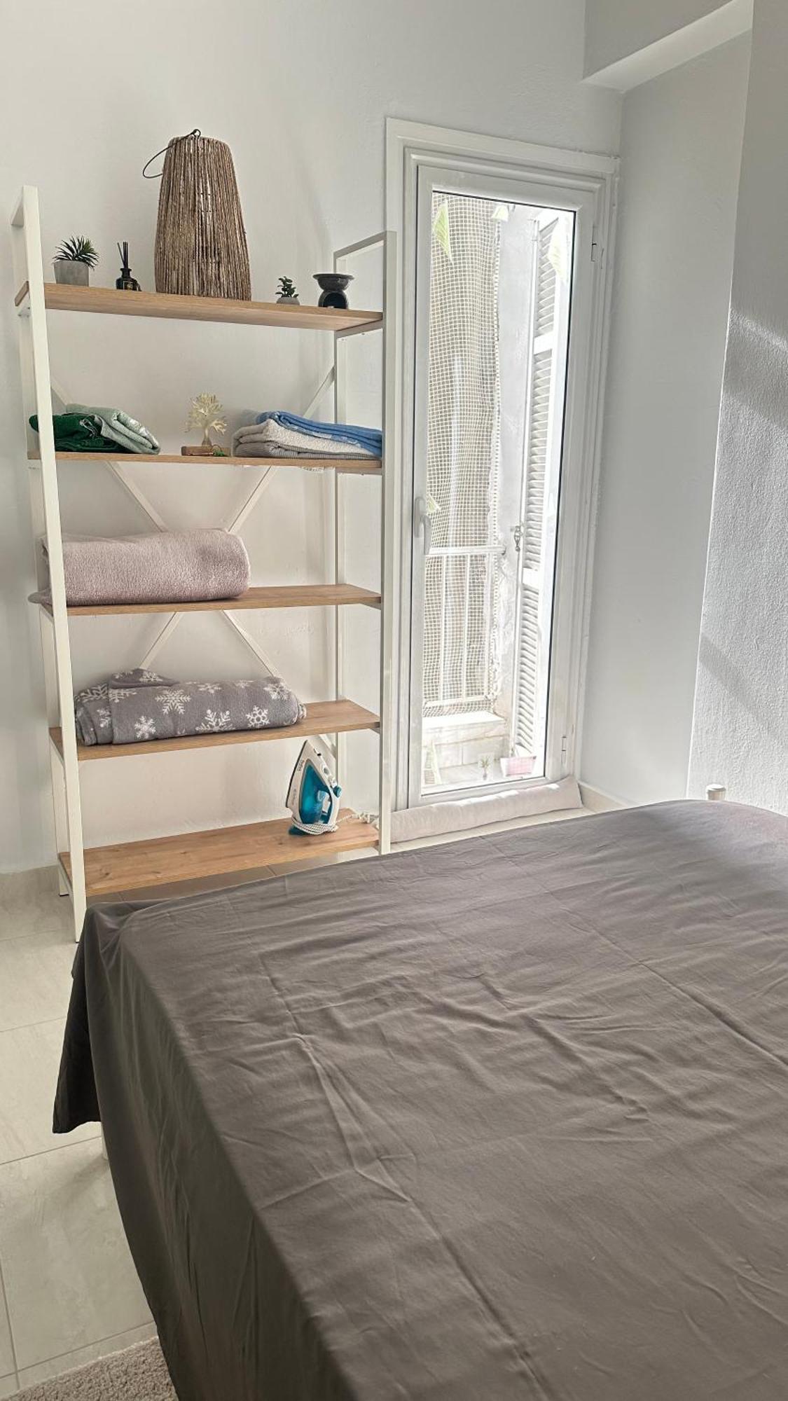 Beautiful Private Double Bedroom In Салоники